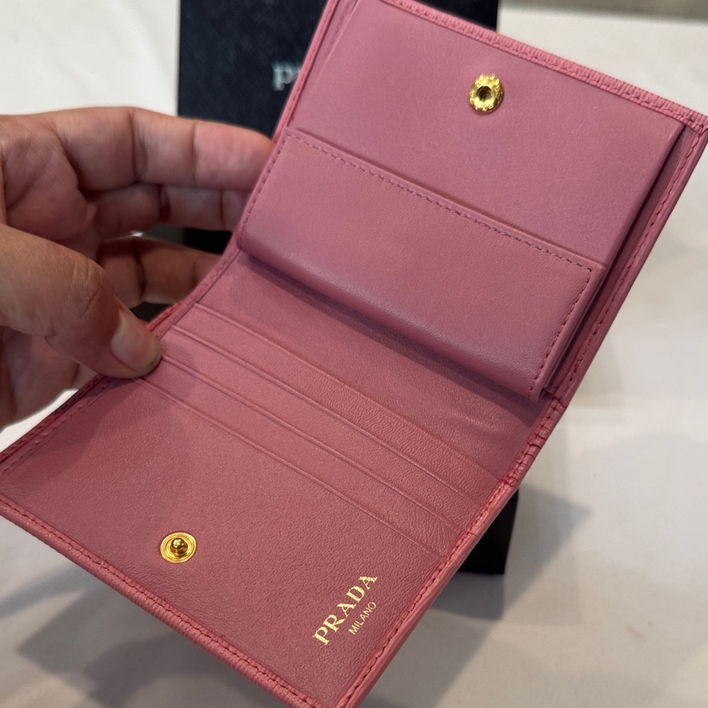 Authentic Prada Rose Leather Wallet - Picture 9 of 16